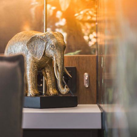 Jungle No5 Boutique Hotel - Stuttgart City-Center エクステリア 写真