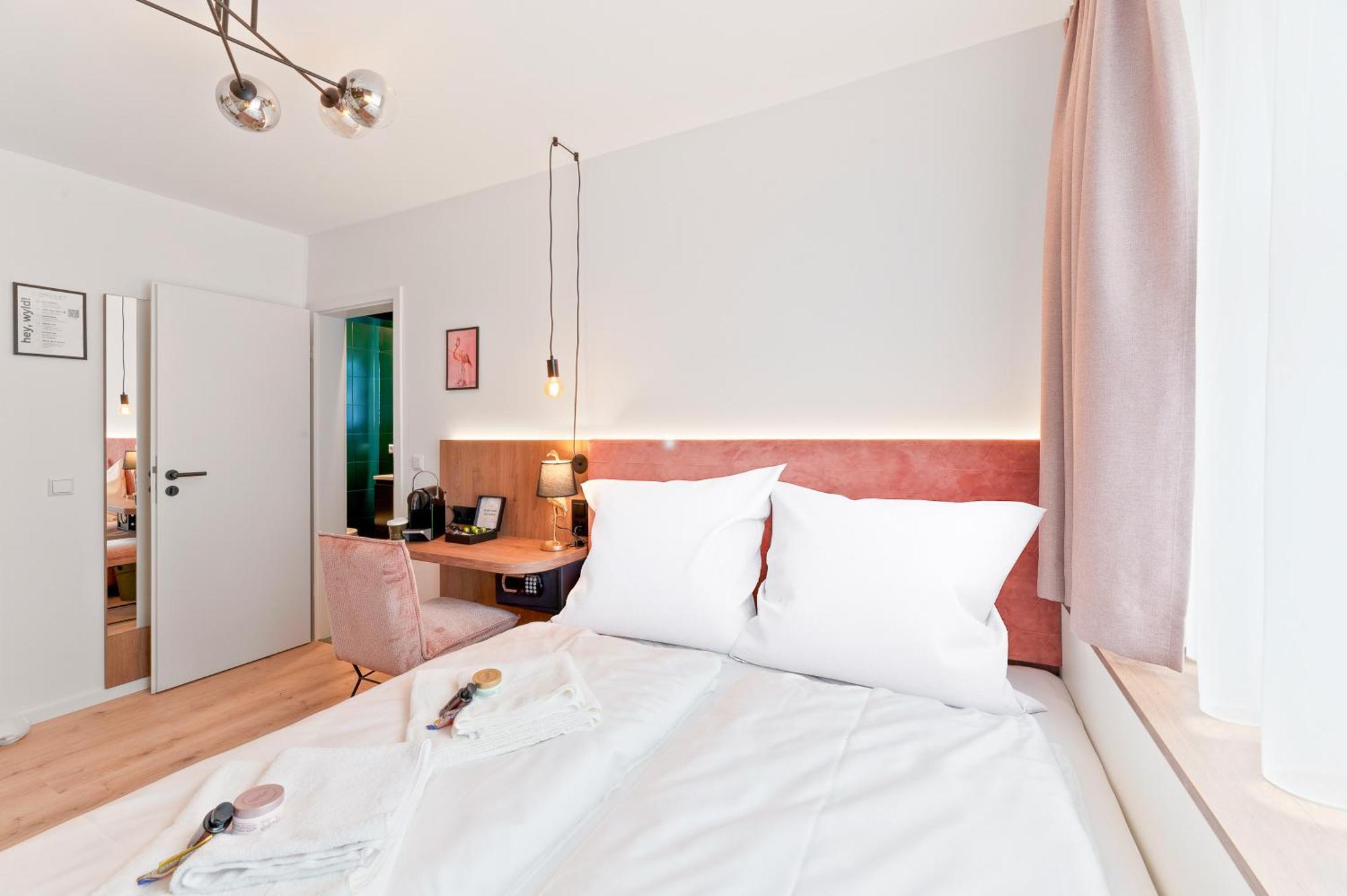 Jungle No5 Boutique Hotel - Stuttgart City-Center エクステリア 写真